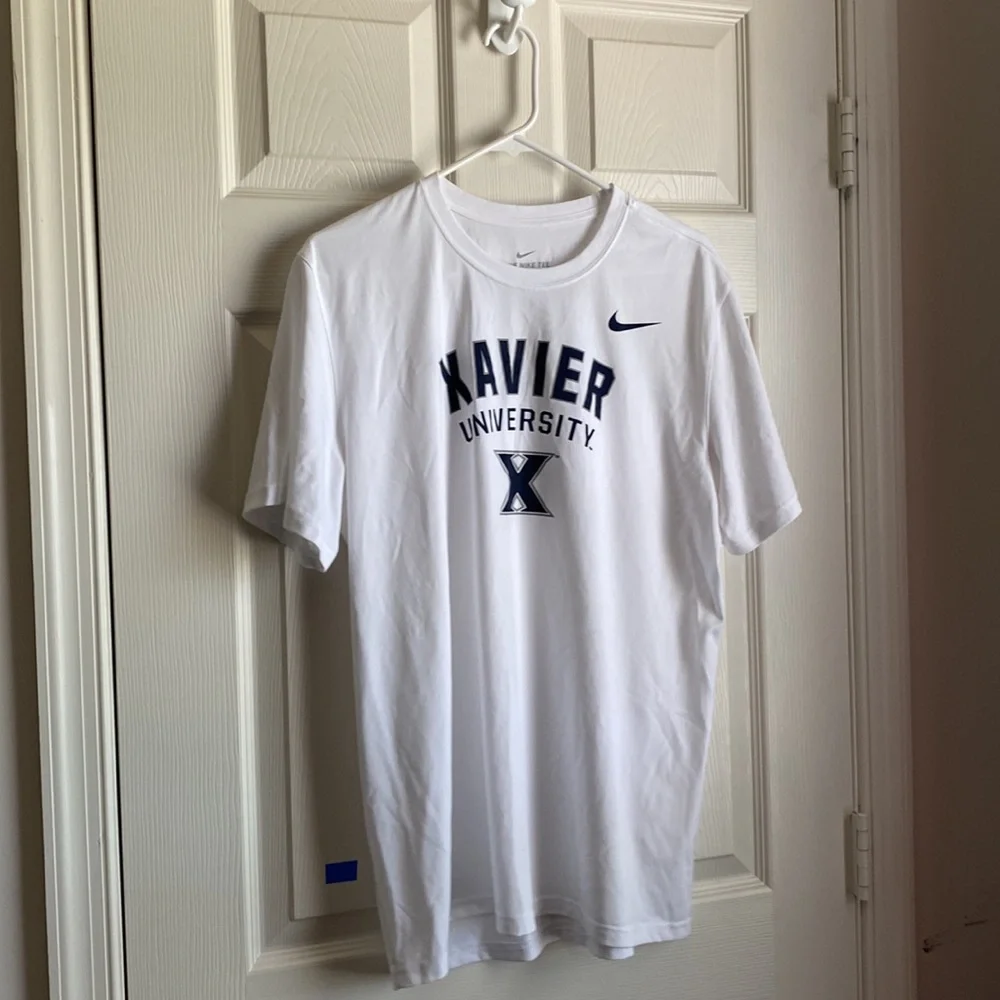 Nike Large Xavier Univeristy Dri Fit Shirts NEVER USED - Picture 4 of 6